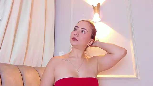 Lia walton online show from February 2026 12:47:02 PM