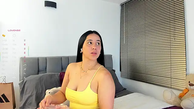 Gigi-bom online show from March 2026 12:06:01 AM