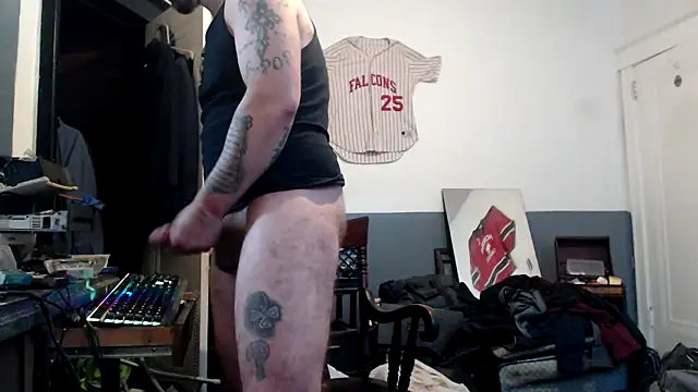 Snapshot of sledge901 chatting on January 2025 06:25:01 PM sledge901 online show from January 2025 06:25:01 PM