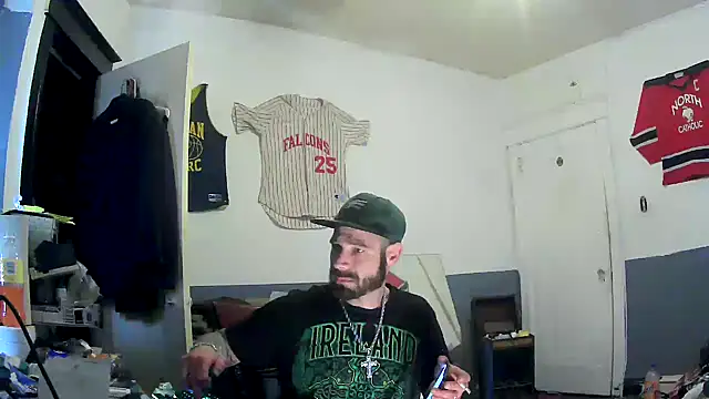 Snapshot of sledge901 chatting on February 2025 06:38:01 PM sledge901 online show from February 2025 06:38:01 PM