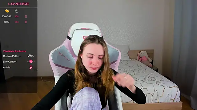 Cowell Adelina online show from November 2025 09:34:02 AM