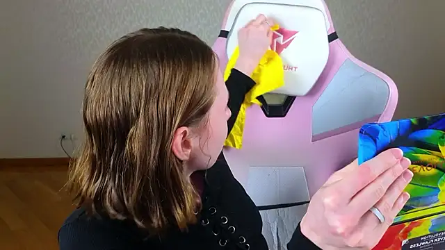 Cowell Adelina online show from March 2026 09:17:02 AM