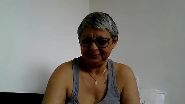 Snapshot of roseblak42 chatting on May 2026 09:14:02 AM roseblak42 online show from May 2026 09:14:02 AM