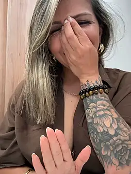  Abril-Office1 online show from December 2024 09:06:01 PM