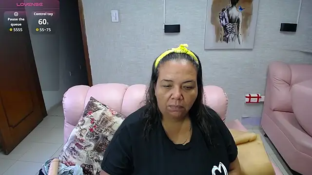 Penelope Nipples  online show from October 2025 12:06:01 PM