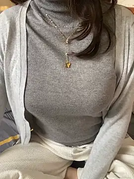 Ruby bear online show from February 2025 03:46:02 AM