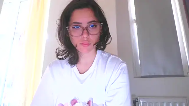 LovelyJulliette online show from October 2025 12:42:02 PM