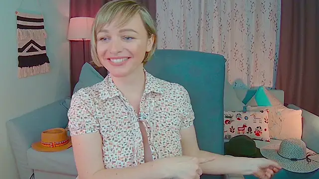 NandiSmile online show from February 2025 04:05:01 PM