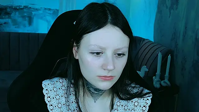 VeliraBraitberg online show from December 2024 11:18:02 AM