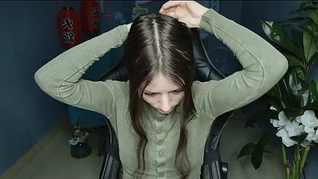 VeliraBraitberg online show from February 2025 05:10:01 AM