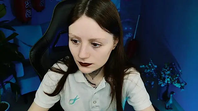 VeliraBraitberg online show from March 2025 11:18:02 AM