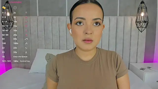 lea gray online show from November 2025 05:58:02 PM