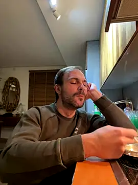 Adventurehotman online show from December 2024 04:09:01 PM