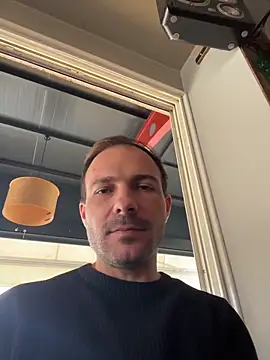 Adventurehotman online show from November 2025 01:54:02 PM