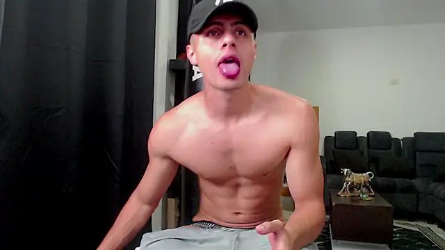 Stiven CL online show from November 2025 11:05:02 PM