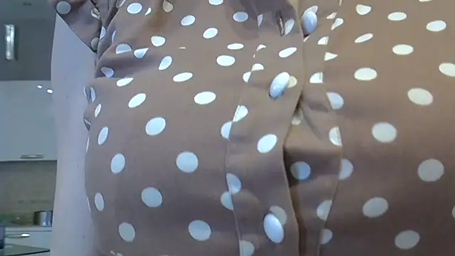 ZarinaSwift online show from March 2026 05:04:02 AM