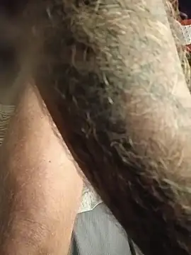 Hotbodyscottie online show from November 2025 08:35:02 AM