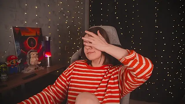 cuteamberlyyy online show from February 2026 05:51:02 AM