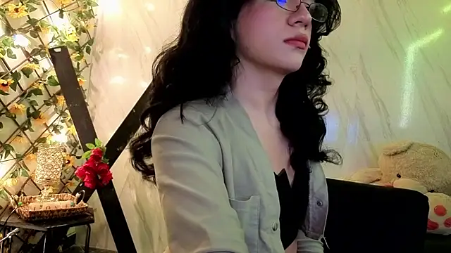 jeimy garcia online show from April 2026 12:11:02 PM