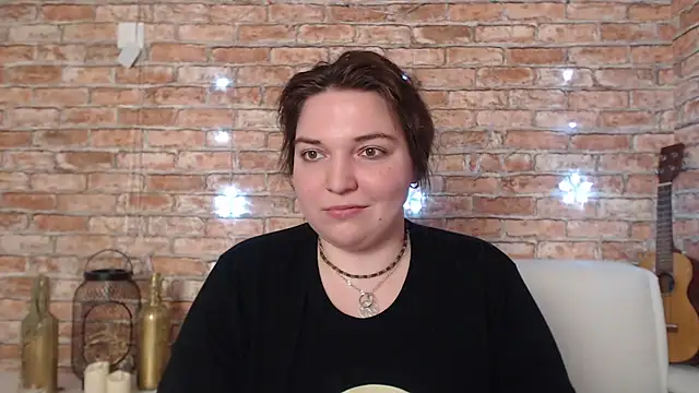 Snapshot of Amelia_Kiss_ chatting on December 2024 03:47:02 AM Amelia Kiss online show from December 2024 03:47:02 AM