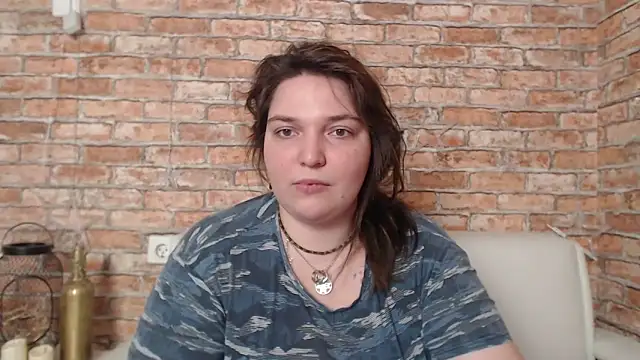 Snapshot of Amelia_Kiss_ chatting on January 2025 06:57:01 AM Amelia Kiss online show from January 2025 06:57:01 AM
