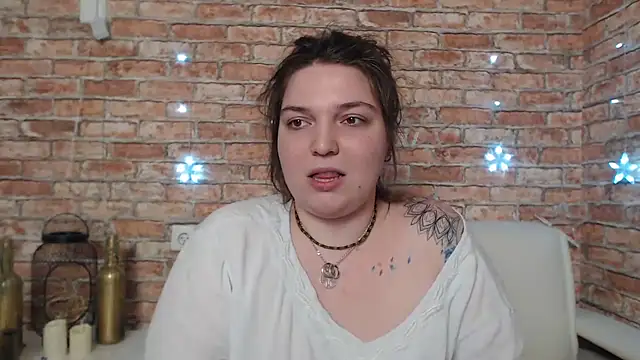 Snapshot of Amelia_Kiss_ chatting on February 2025 06:46:01 AM Amelia Kiss online show from February 2025 06:46:01 AM