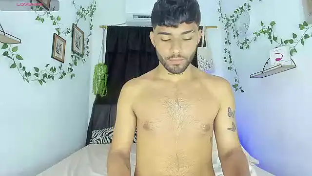 Snapshot of Alex_BigDickkk chatting on September 2025 09:26:02 PM Alex BigDickkk online show from September 2025 09:26:02 PM