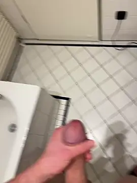 Lucasbwc69 online show from December 2024 08:15:01 PM