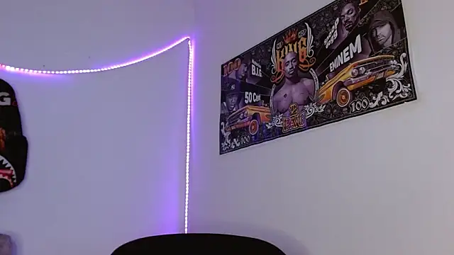 Snapshot of king__Black chatting on January 2026 11:37:01 AM king Black online show from January 2026 11:37:01 AM