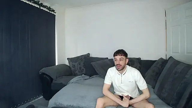 twotwinkhusbandss online show from December 2024 01:12:01 PM