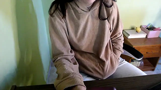 Snapshot of samantha_s69 chatting on April 2026 01:41:02 PM samantha s69 online show from April 2026 01:41:02 PM