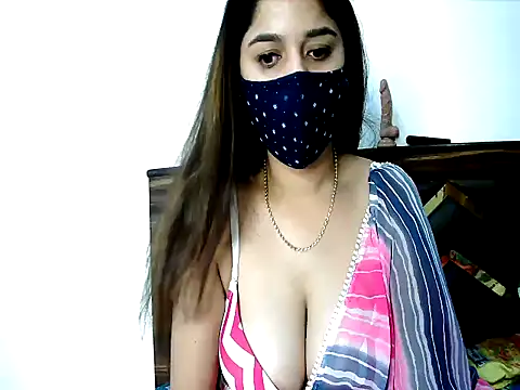 Gloie4u online show from June 2026 12:47:02 PM