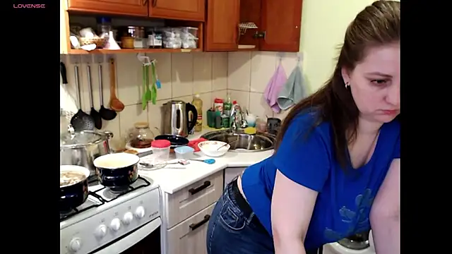 Sakura Green online show from March 2025 01:42:02 PM