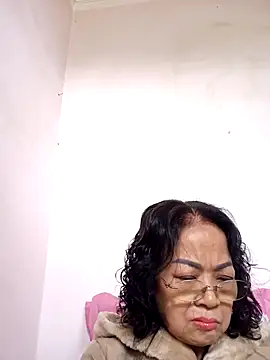 Snapshot of Hotestlove chatting on February 2025 06:07:01 AM Hotestlove online show from February 2025 06:07:01 AM