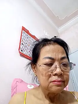 Snapshot of Hotestlove chatting on September 2025 03:12:02 PM Hotestlove online show from September 2025 03:12:02 PM