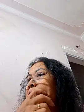 Hotestlove online show from November 2025 12:49:01 PM