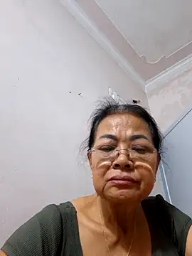 Hotestlove online show from December 2025 12:34:02 PM