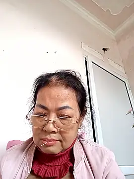 Hotestlove online show from January 2026 03:31:01 AM