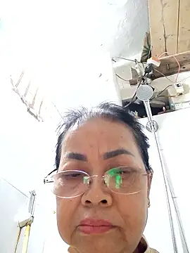 Hotestlove online show from January 2026 10:35:01 PM