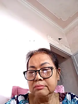 Hotestlove online show from March 2026 04:14:01 AM