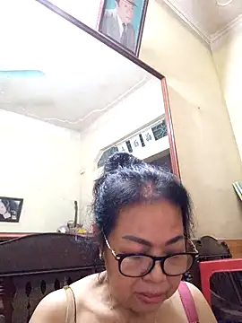 Hotestlove online show from March 2026 12:46:01 PM