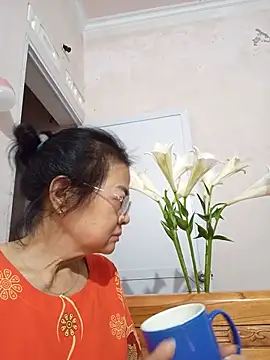 Snapshot of Hotestlove chatting on May 2026 11:49:01 AM Hotestlove online show from May 2026 11:49:01 AM