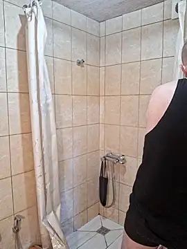 Snapshot of Foxyshaved chatting on May 2026 05:35:02 AM Foxyshaved online show from May 2026 05:35:02 AM