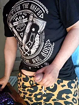 Snapshot of Foxyshaved chatting on May 2026 10:22:02 AM Foxyshaved online show from May 2026 10:22:02 AM