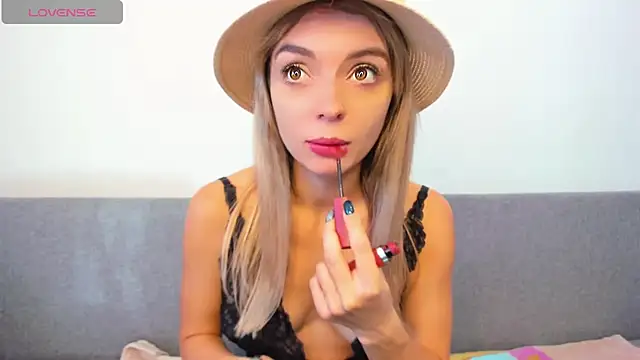  ellen meow  online show from March 2025 11:47:02 AM