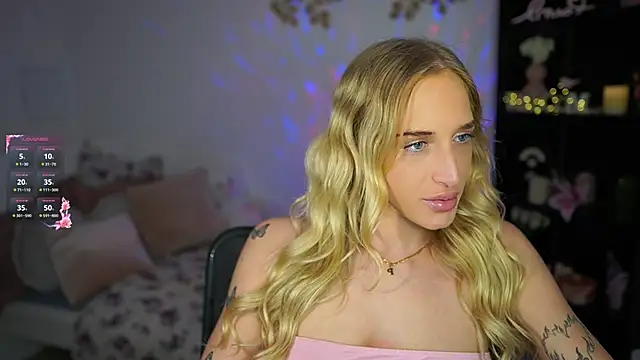 Nicolette  Shea  online show from January 2025 02:04:01 PM