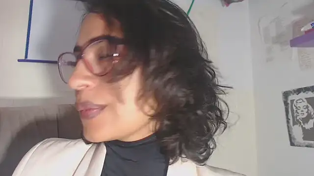 fantasty nylon online show from November 2025 11:42:02 AM