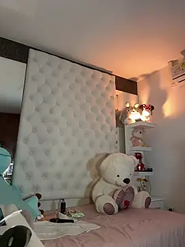 Snapshot of ZarahEvans chatting on February 2025 11:20:01 PM ZarahEvans online show from February 2025 11:20:01 PM