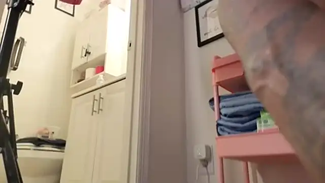 VixenCapri online show from March 2026 06:22:02 PM