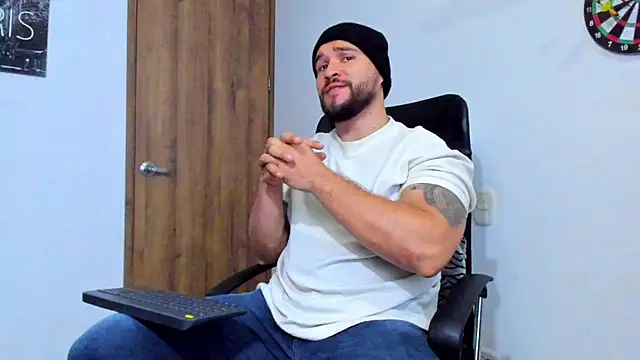 AndrewDiaz online show from October 2025 04:12:01 AM